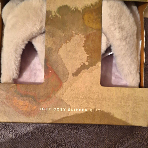Get cosy slipper gift - cosy,